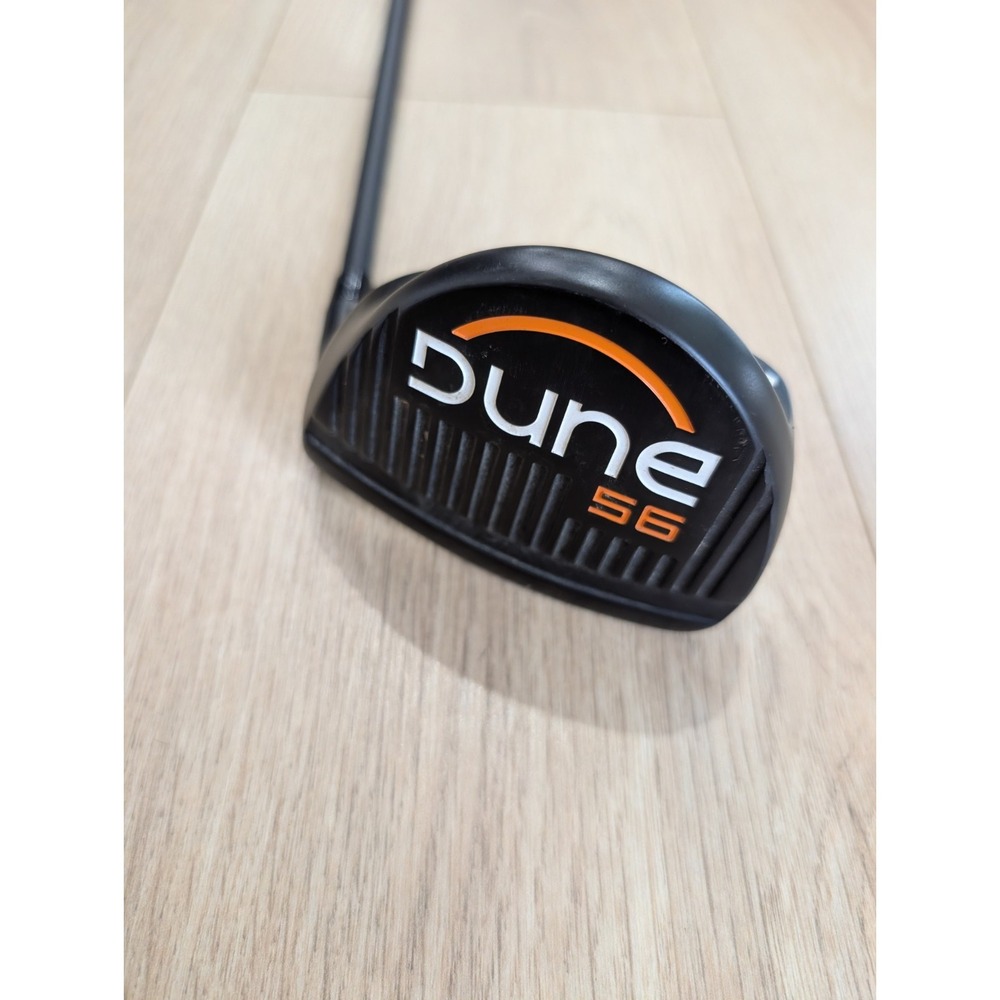 Golf Club DUNE 56 black Wedge RIGHT H Graphite Shaft Very Good Condition